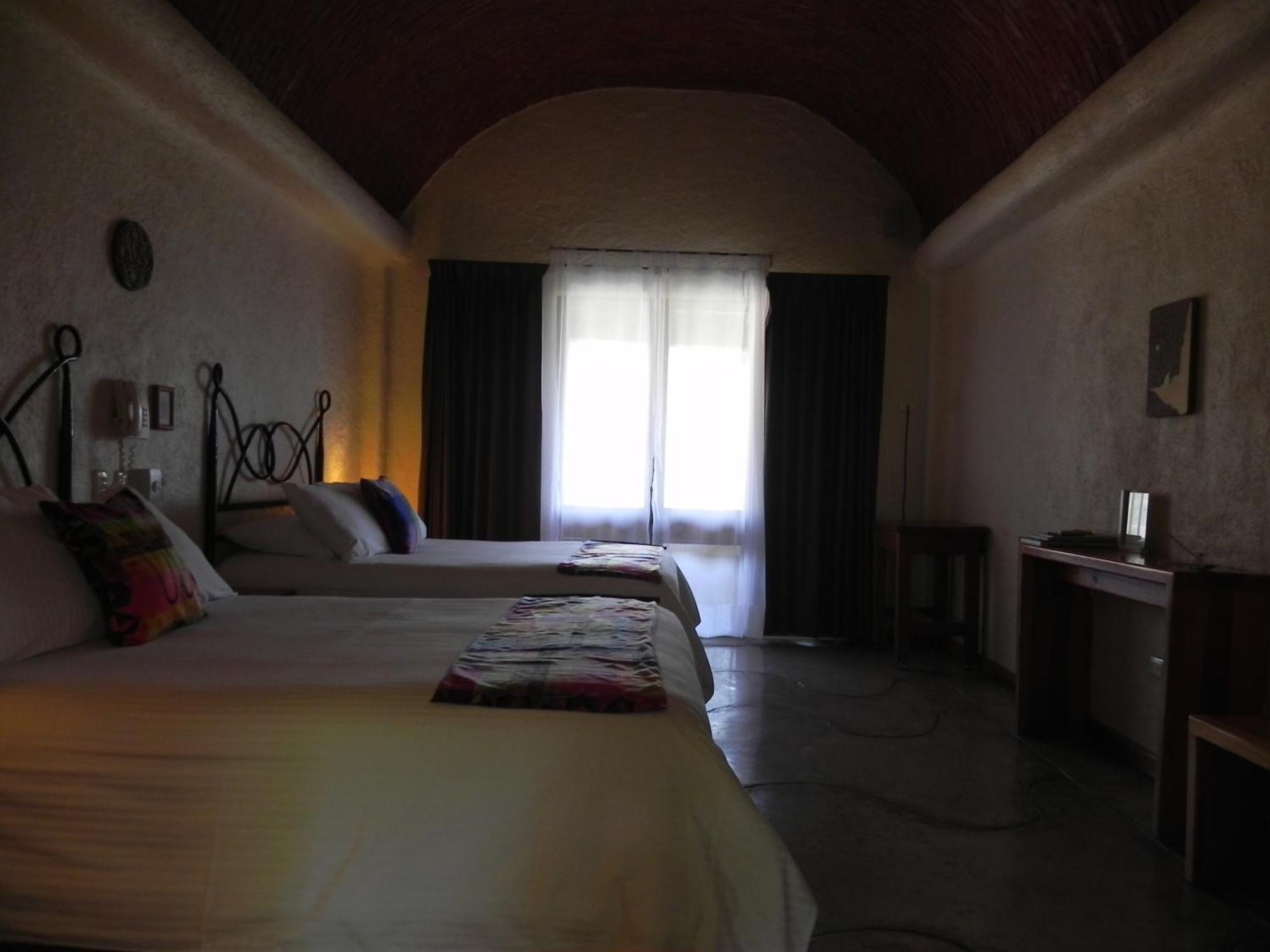 טפוזטלן Hostal De La Luz - Spa Holistic Resort חדר תמונה