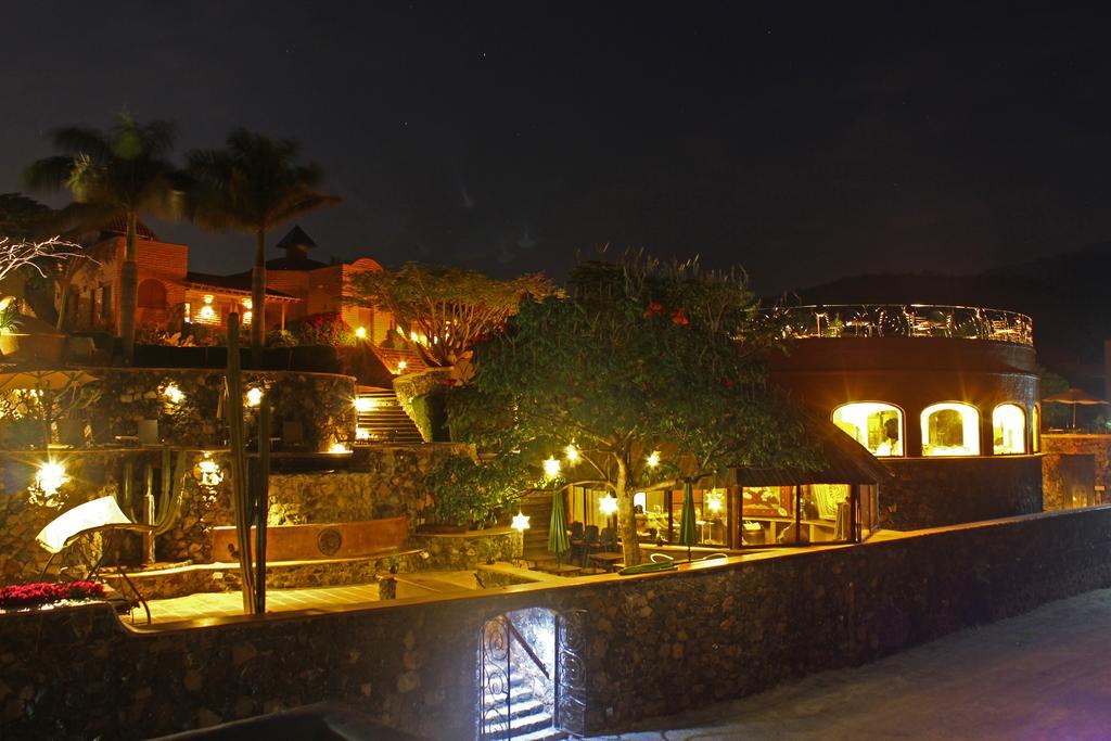 טפוזטלן Hostal De La Luz - Spa Holistic Resort מראה חיצוני תמונה